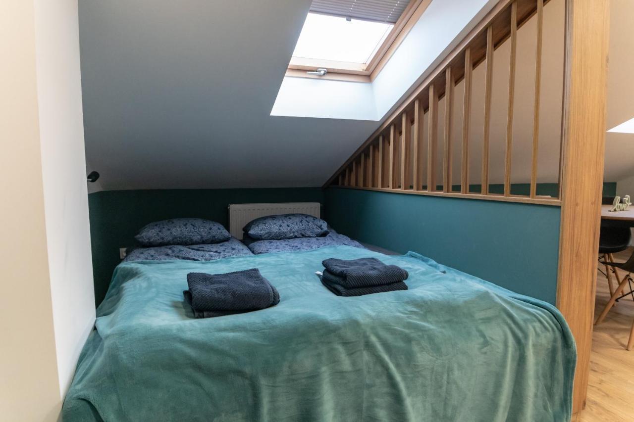 Uroczy, Przytulny Apartament Poddasze Радом Екстериор снимка