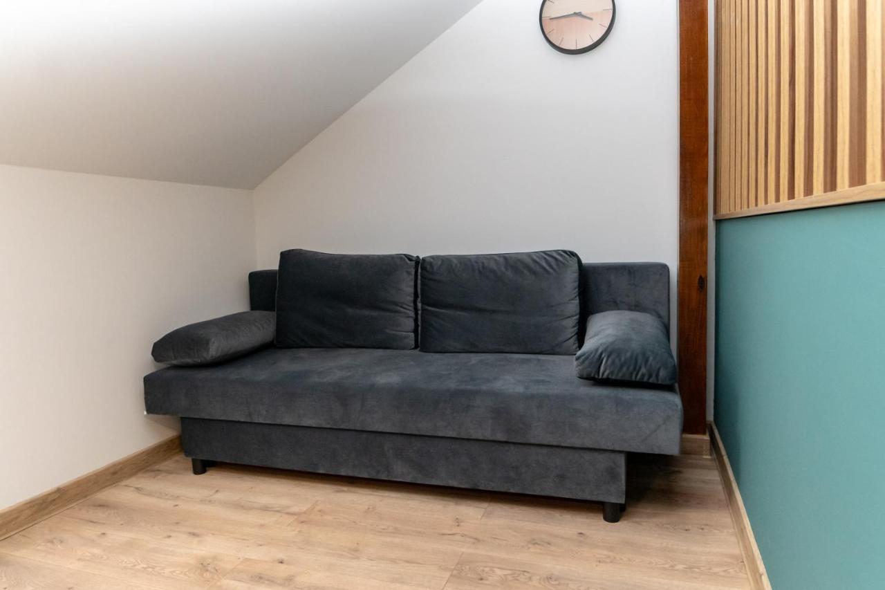 Uroczy, Przytulny Apartament Poddasze Радом Екстериор снимка