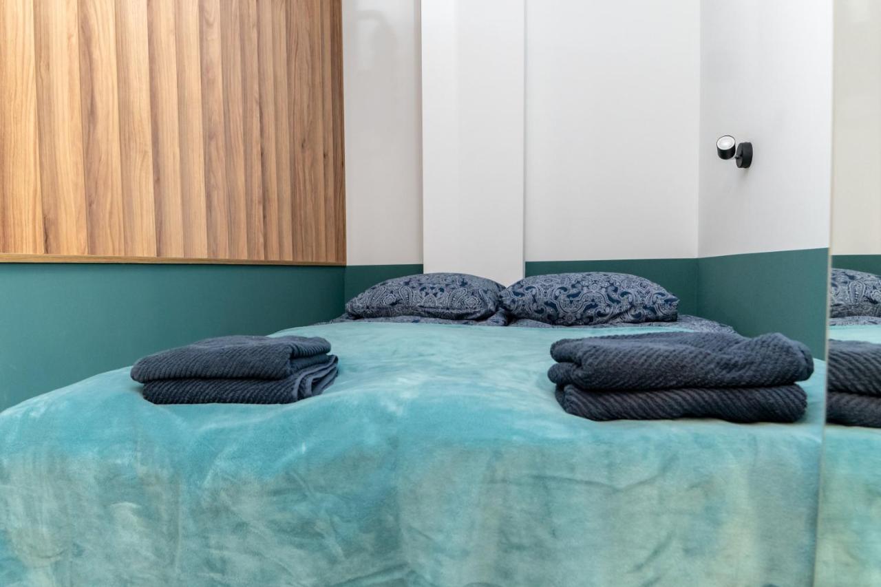 Uroczy, Przytulny Apartament Poddasze Радом Екстериор снимка