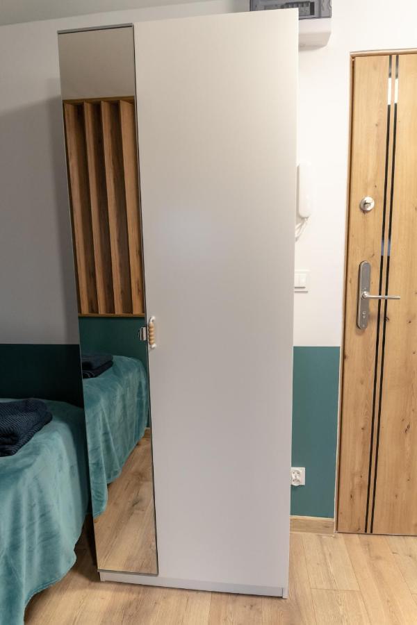 Uroczy, Przytulny Apartament Poddasze Радом Екстериор снимка